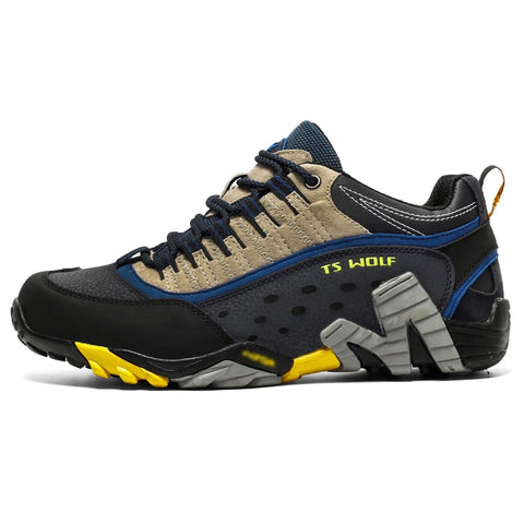 Men Breathable Trekking Shoes.